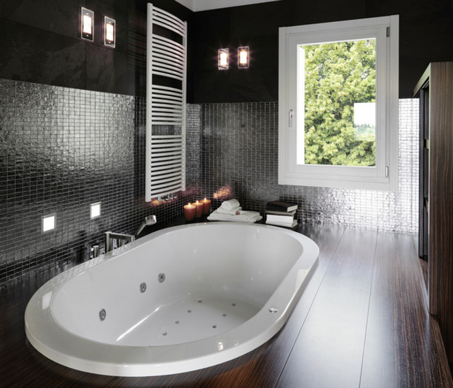 Luxury bathtub or mini spa